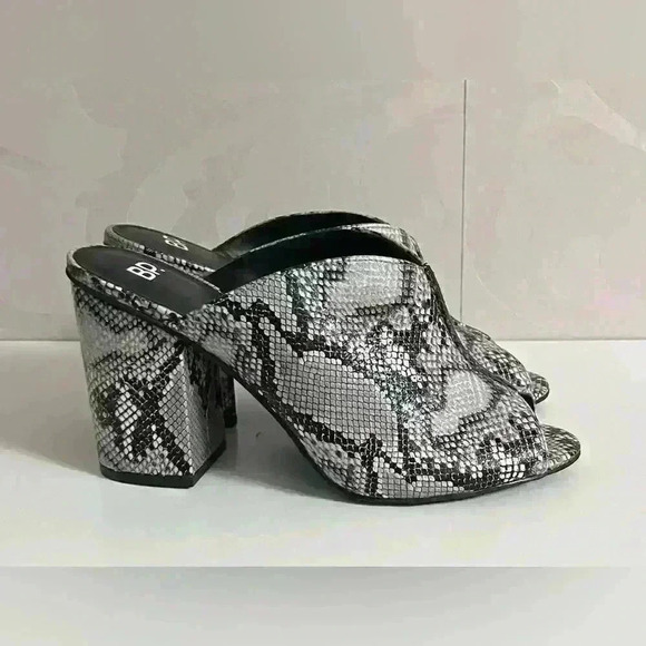 B.P. Snakeskin Heeled Peep Toe Mule NWOT - Picture 2 of 8